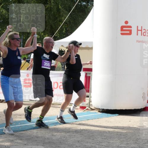 07.09.2025 - 19. Norderstedt Triathlon Zöllner http://msf.ph/oto/8789200 07.09.2025 14:06:30 Ziel 355 meine-sportfotos.de
