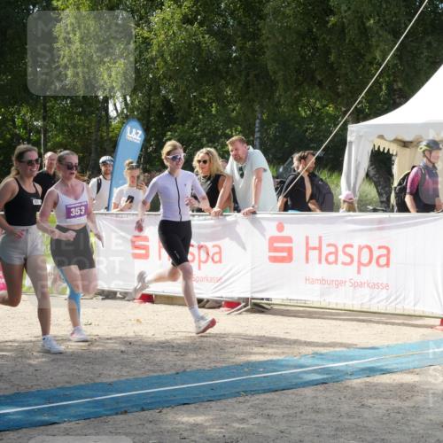 07.09.2025 - 19. Norderstedt Triathlon Zöllner http://msf.ph/oto/8789207 07.09.2025 14:06:41 Ziel 353 meine-sportfotos.de