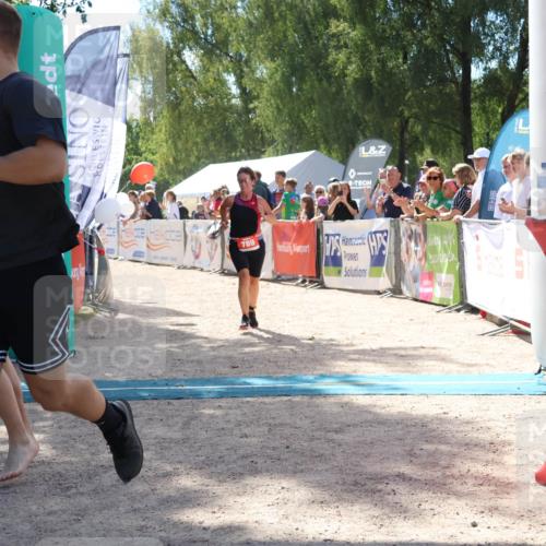 07.09.2025 - 19. Norderstedt Triathlon Zöllner http://msf.ph/oto/8789224 07.09.2025 13:49:26 Ziel 320, 789 meine-sportfotos.de