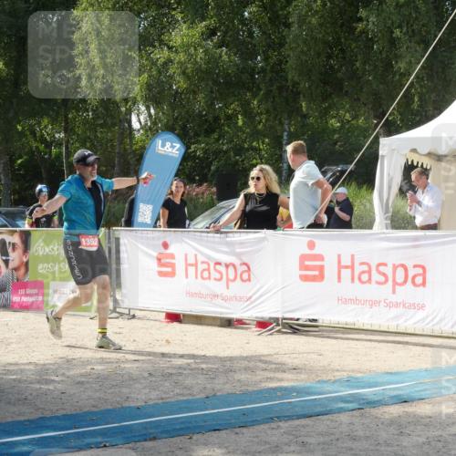 07.09.2025 - 19. Norderstedt Triathlon Zöllner http://msf.ph/oto/8789233 07.09.2025 14:10:06 Ziel 1352 meine-sportfotos.de