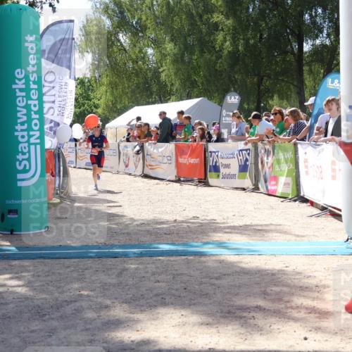 07.09.2025 - 19. Norderstedt Triathlon Zöllner http://msf.ph/oto/8789238 07.09.2025 13:49:54 Ziel 855 meine-sportfotos.de