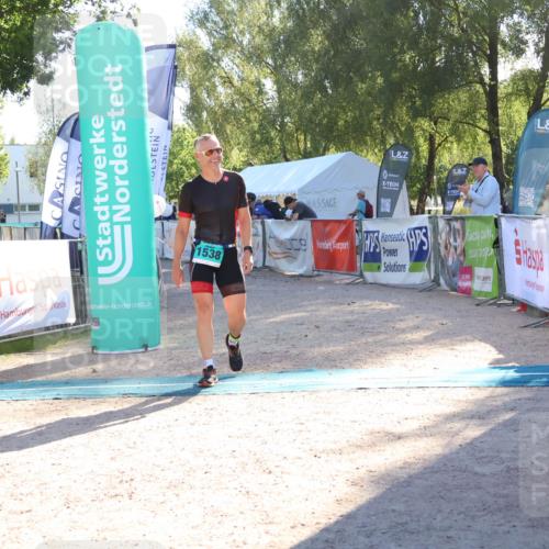 07.09.2025 - 19. Norderstedt Triathlon Zöllner http://msf.ph/oto/8789239 07.09.2025 16:16:54 Ziel 1538 meine-sportfotos.de