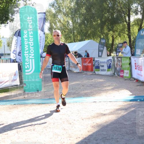 07.09.2025 - 19. Norderstedt Triathlon Zöllner http://msf.ph/oto/8789255 07.09.2025 16:16:55 Ziel 1538 meine-sportfotos.de