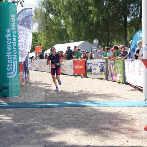 07.09.2025 - 19. Norderstedt Triathlon Zöllner http://msf.ph/oto/8789256 07.09.2025 13:49:56 Ziel 855 meine-sportfotos.de