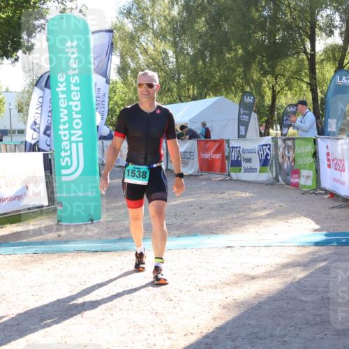 07.09.2025 - 19. Norderstedt Triathlon Zöllner http://msf.ph/oto/8789262 07.09.2025 16:16:55 Ziel 1538 meine-sportfotos.de