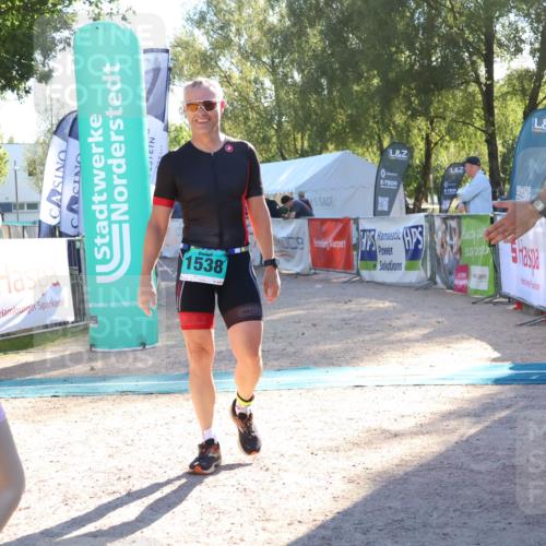 07.09.2025 - 19. Norderstedt Triathlon Zöllner http://msf.ph/oto/8789270 07.09.2025 16:16:56 Ziel 1538 meine-sportfotos.de