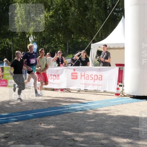 07.09.2025 - 19. Norderstedt Triathlon Zöllner http://msf.ph/oto/8789274 07.09.2025 14:16:15 Ziel 356 meine-sportfotos.de
