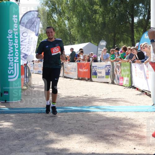 07.09.2025 - 19. Norderstedt Triathlon Zöllner http://msf.ph/oto/8789289 07.09.2025 13:50:30 Ziel 232 meine-sportfotos.de