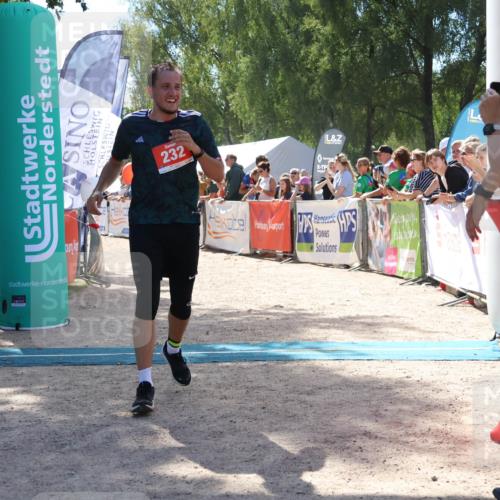 07.09.2025 - 19. Norderstedt Triathlon Zöllner http://msf.ph/oto/8789293 07.09.2025 13:50:30 Ziel 232 meine-sportfotos.de
