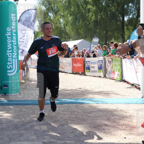 07.09.2025 - 19. Norderstedt Triathlon Zöllner http://msf.ph/oto/8789295 07.09.2025 13:50:31 Ziel 232 meine-sportfotos.de