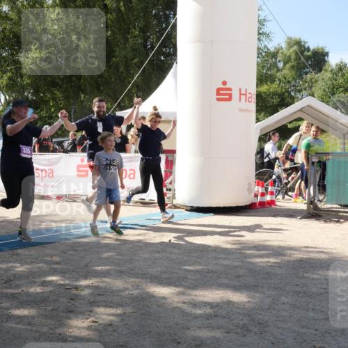 07.09.2025 - 19. Norderstedt Triathlon Zöllner http://msf.ph/oto/8789297 07.09.2025 14:18:35 Ziel 335 meine-sportfotos.de
