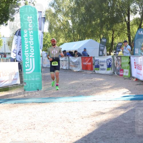 07.09.2025 - 19. Norderstedt Triathlon Zöllner http://msf.ph/oto/8789304 07.09.2025 16:17:06 Ziel 514 meine-sportfotos.de