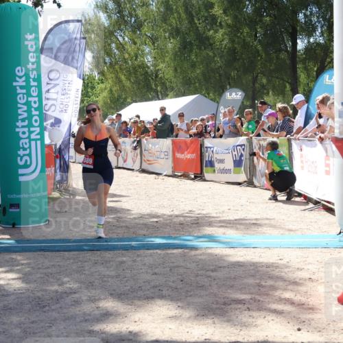 07.09.2025 - 19. Norderstedt Triathlon Zöllner http://msf.ph/oto/8789307 07.09.2025 13:51:07 Ziel 1389 meine-sportfotos.de