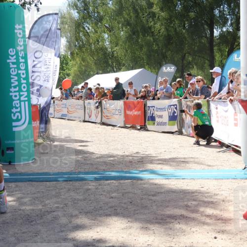 07.09.2025 - 19. Norderstedt Triathlon Zöllner http://msf.ph/oto/8789319 07.09.2025 13:51:08 Ziel 1389 meine-sportfotos.de