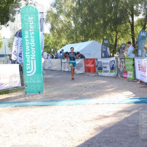 07.09.2025 - 19. Norderstedt Triathlon Zöllner http://msf.ph/oto/8789330 07.09.2025 16:17:10 Ziel 444, 514 meine-sportfotos.de
