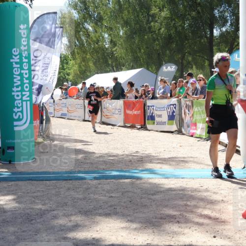 07.09.2025 - 19. Norderstedt Triathlon Zöllner http://msf.ph/oto/8789333 07.09.2025 13:51:15 Ziel 219 meine-sportfotos.de