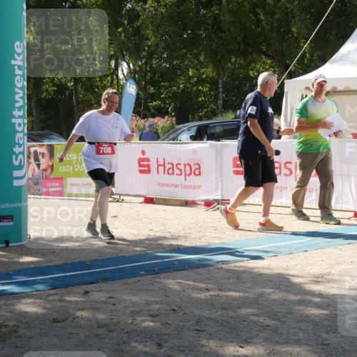 07.09.2025 - 19. Norderstedt Triathlon Zöllner http://msf.ph/oto/8789335 07.09.2025 14:36:07 Ziel 708 meine-sportfotos.de