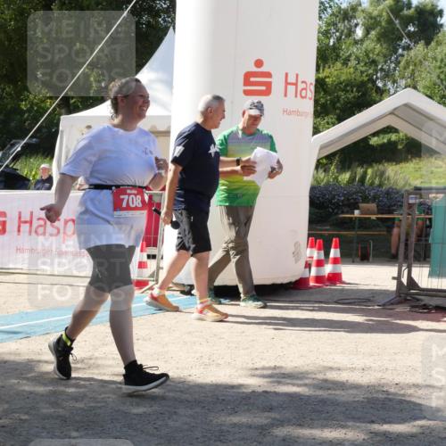 07.09.2025 - 19. Norderstedt Triathlon Zöllner http://msf.ph/oto/8789344 07.09.2025 14:36:08 Ziel 708 meine-sportfotos.de