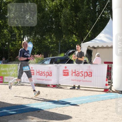 07.09.2025 - 19. Norderstedt Triathlon Zöllner http://msf.ph/oto/8789355 07.09.2025 15:02:09 Ziel 1468 meine-sportfotos.de