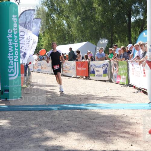 07.09.2025 - 19. Norderstedt Triathlon Zöllner http://msf.ph/oto/8789373 07.09.2025 13:51:22 Ziel 219, 1356 meine-sportfotos.de