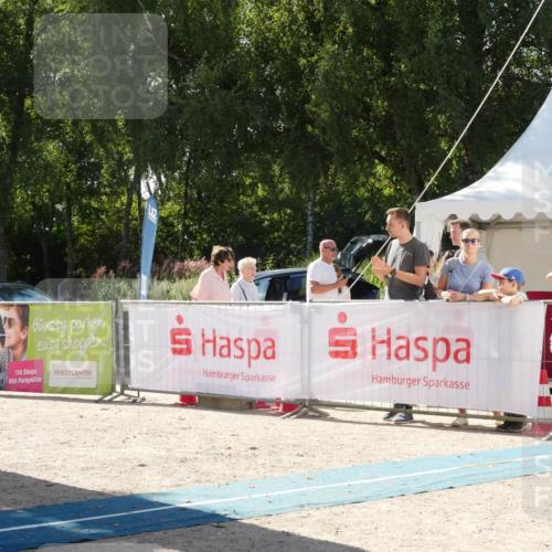 07.09.2025 - 19. Norderstedt Triathlon Zöllner http://msf.ph/oto/8789375 07.09.2025 15:02:52 Ziel 996 meine-sportfotos.de