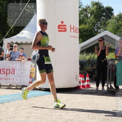 07.09.2025 - 19. Norderstedt Triathlon Zöllner http://msf.ph/oto/8789387 07.09.2025 15:02:54 Ziel 996 meine-sportfotos.de