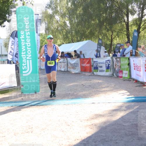 07.09.2025 - 19. Norderstedt Triathlon Zöllner http://msf.ph/oto/8789388 07.09.2025 16:17:18 Ziel 444, 967 meine-sportfotos.de