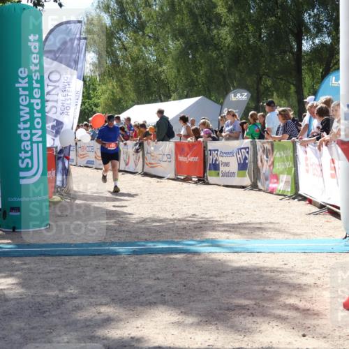 07.09.2025 - 19. Norderstedt Triathlon Zöllner http://msf.ph/oto/8789401 07.09.2025 13:51:31 Ziel 197 meine-sportfotos.de