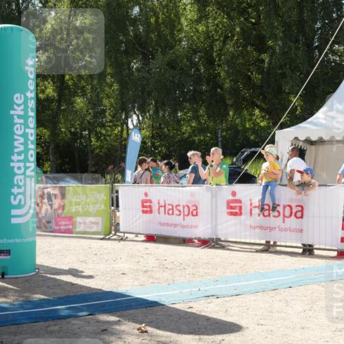07.09.2025 - 19. Norderstedt Triathlon Zöllner http://msf.ph/oto/8789407 07.09.2025 15:07:44 Ziel 974 meine-sportfotos.de