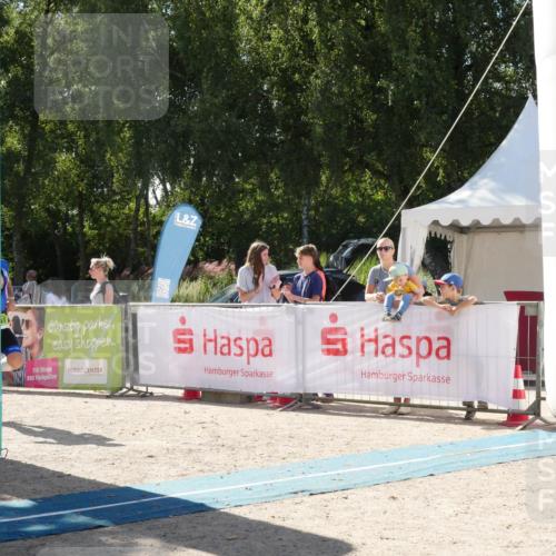 07.09.2025 - 19. Norderstedt Triathlon Zöllner http://msf.ph/oto/8789433 07.09.2025 15:11:37 Ziel 1041 meine-sportfotos.de