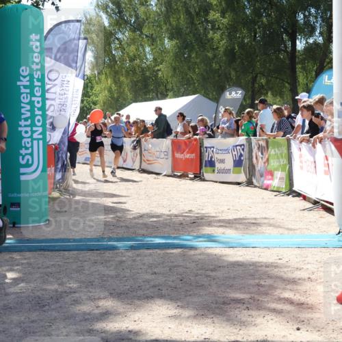 07.09.2025 - 19. Norderstedt Triathlon Zöllner http://msf.ph/oto/8789437 07.09.2025 13:51:34 Ziel 197, 317 meine-sportfotos.de