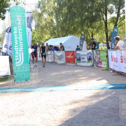 07.09.2025 - 19. Norderstedt Triathlon Zöllner http://msf.ph/oto/8789456 07.09.2025 16:18:31 Ziel  meine-sportfotos.de