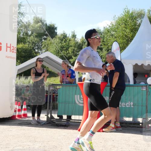 07.09.2025 - 19. Norderstedt Triathlon Zöllner http://msf.ph/oto/8789461 07.09.2025 15:12:01 Ziel 1421 meine-sportfotos.de