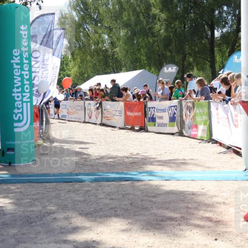 07.09.2025 - 19. Norderstedt Triathlon Zöllner http://msf.ph/oto/8789470 07.09.2025 13:52:00 Ziel 333 meine-sportfotos.de