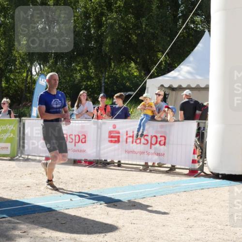 07.09.2025 - 19. Norderstedt Triathlon Zöllner http://msf.ph/oto/8789471 07.09.2025 15:13:10 Ziel 1467 meine-sportfotos.de