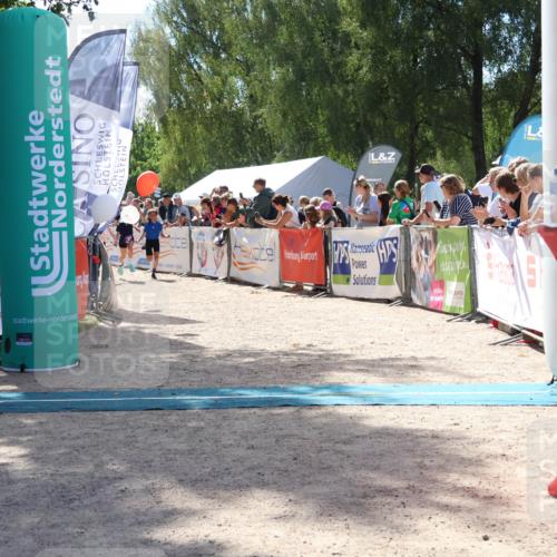 07.09.2025 - 19. Norderstedt Triathlon Zöllner http://msf.ph/oto/8789473 07.09.2025 13:52:00 Ziel 333 meine-sportfotos.de