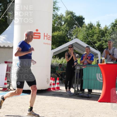 07.09.2025 - 19. Norderstedt Triathlon Zöllner http://msf.ph/oto/8789477 07.09.2025 15:13:11 Ziel 1467 meine-sportfotos.de