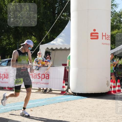 07.09.2025 - 19. Norderstedt Triathlon Zöllner http://msf.ph/oto/8789495 07.09.2025 15:14:11 Ziel 994 meine-sportfotos.de