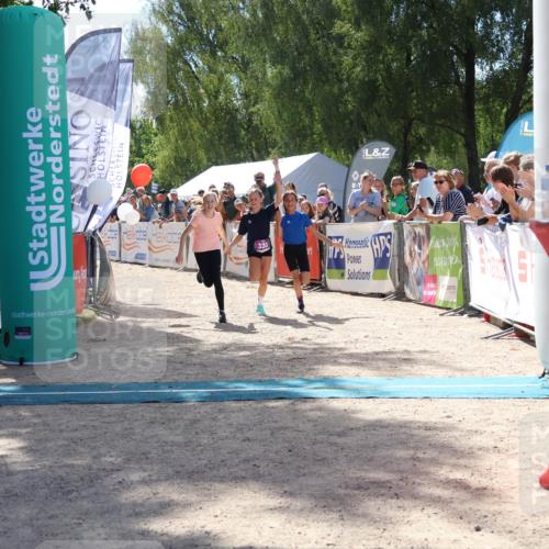 07.09.2025 - 19. Norderstedt Triathlon Zöllner http://msf.ph/oto/8789496 07.09.2025 13:52:02 Ziel 333 meine-sportfotos.de