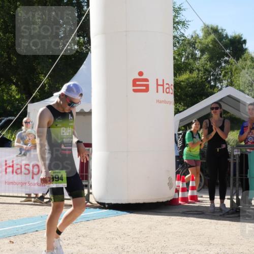 07.09.2025 - 19. Norderstedt Triathlon Zöllner http://msf.ph/oto/8789497 07.09.2025 15:14:12 Ziel 994 meine-sportfotos.de