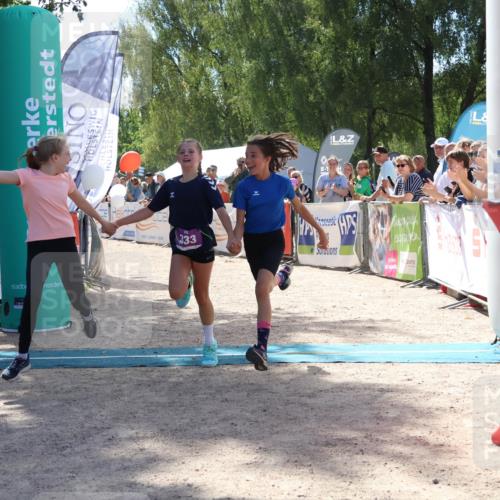 07.09.2025 - 19. Norderstedt Triathlon Zöllner http://msf.ph/oto/8789513 07.09.2025 13:52:04 Ziel 333 meine-sportfotos.de