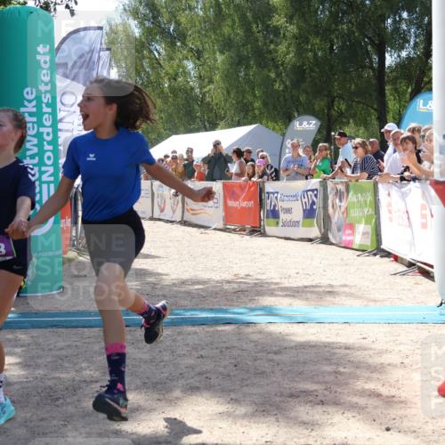 07.09.2025 - 19. Norderstedt Triathlon Zöllner http://msf.ph/oto/8789521 07.09.2025 13:52:05 Ziel 333 meine-sportfotos.de