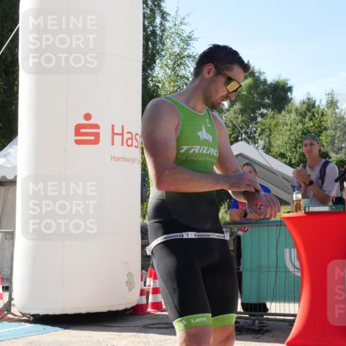 07.09.2025 - 19. Norderstedt Triathlon Zöllner http://msf.ph/oto/8789526 07.09.2025 15:14:32 Ziel 1006 meine-sportfotos.de