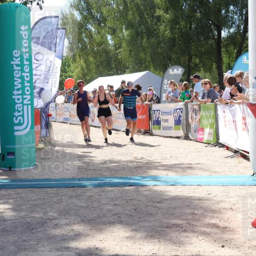 07.09.2025 - 19. Norderstedt Triathlon Zöllner http://msf.ph/oto/8789530 07.09.2025 13:52:11 Ziel 324 meine-sportfotos.de