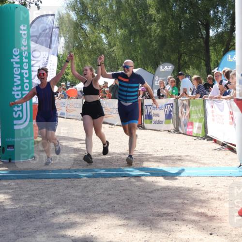 07.09.2025 - 19. Norderstedt Triathlon Zöllner http://msf.ph/oto/8789550 07.09.2025 13:52:12 Ziel 324 meine-sportfotos.de
