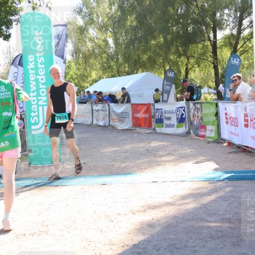 07.09.2025 - 19. Norderstedt Triathlon Zöllner http://msf.ph/oto/8789567 07.09.2025 16:18:39 Ziel 1514, 1539 meine-sportfotos.de