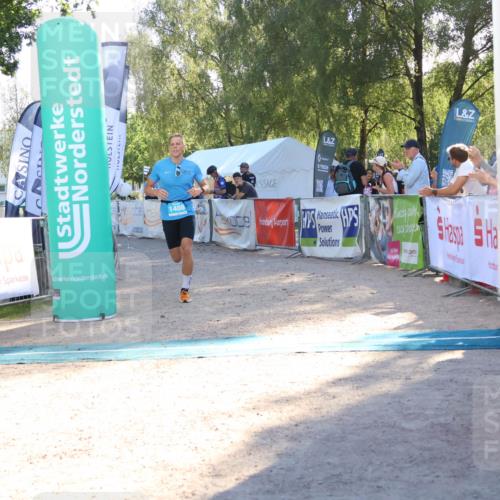 07.09.2025 - 19. Norderstedt Triathlon Zöllner http://msf.ph/oto/8789583 07.09.2025 16:19:50 Ziel 1408 meine-sportfotos.de