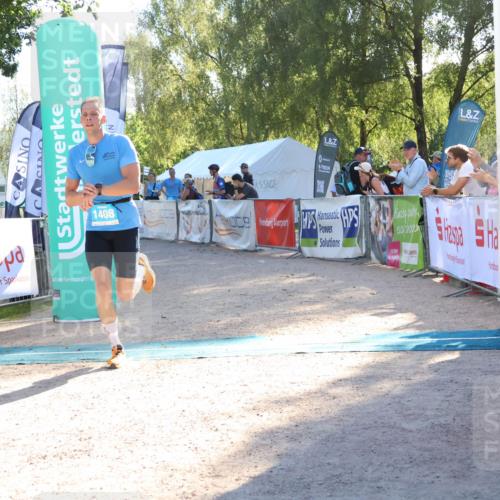 07.09.2025 - 19. Norderstedt Triathlon Zöllner http://msf.ph/oto/8789598 07.09.2025 16:19:51 Ziel 1408 meine-sportfotos.de
