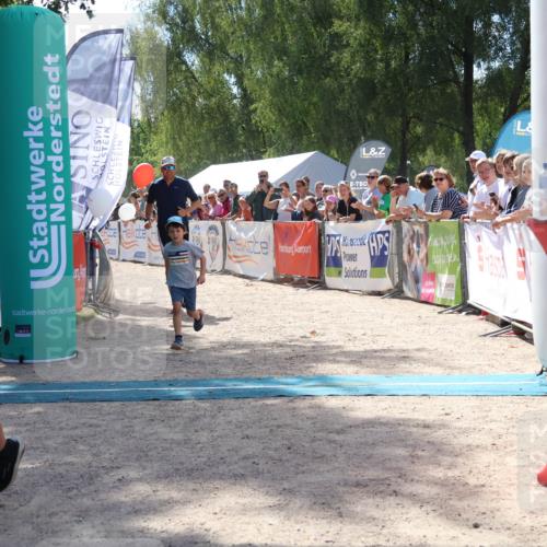 07.09.2025 - 19. Norderstedt Triathlon Zöllner http://msf.ph/oto/8789629 07.09.2025 13:52:52 Ziel 360 meine-sportfotos.de