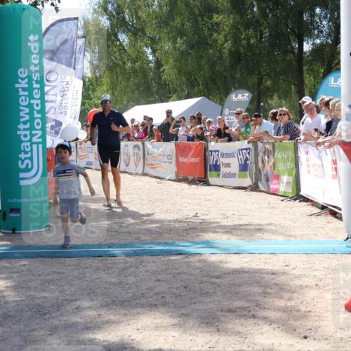 07.09.2025 - 19. Norderstedt Triathlon Zöllner http://msf.ph/oto/8789637 07.09.2025 13:52:53 Ziel 360 meine-sportfotos.de